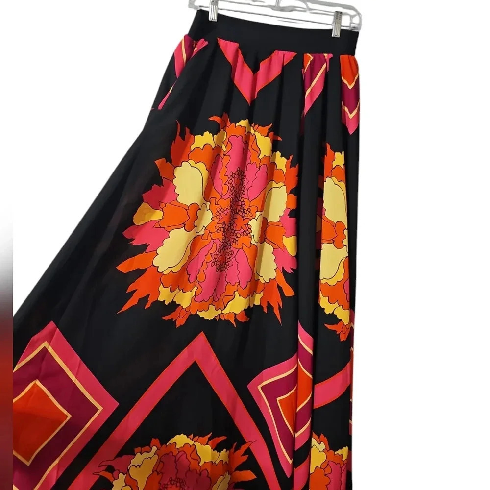 New York & Company Vivid Color Patterned Flowy Maxi Skirt  Floral Geometric Med
